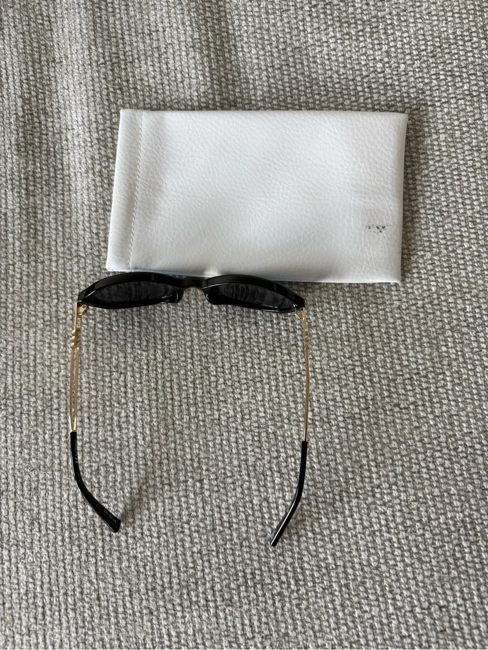 Le Specs classic black
